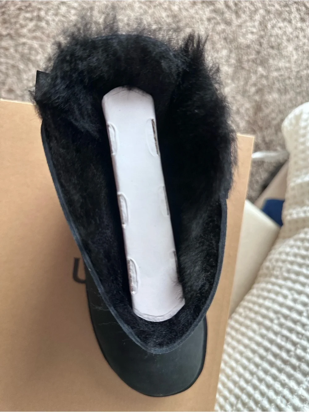 UGG classic cozy